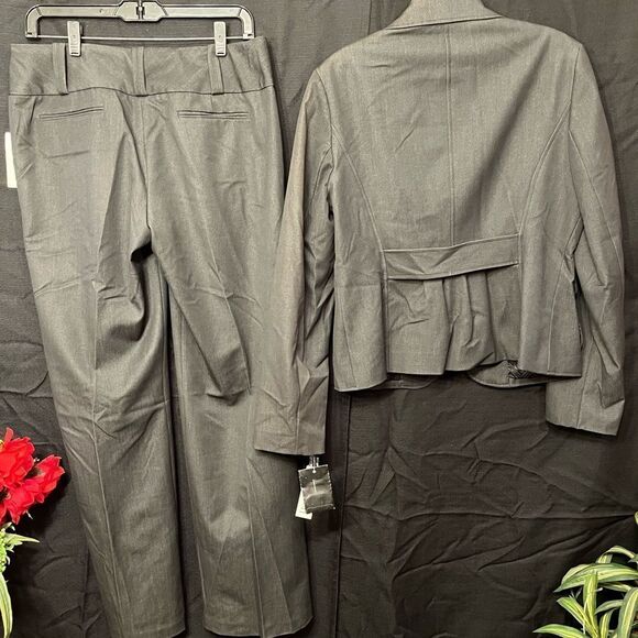 NWT! Signature stretch Pant Suit by Larry Levin Women’s sz 8 - Picture 8 of 15